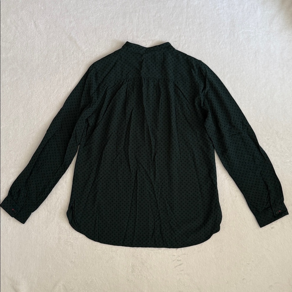 Ines de la Fressange x Uniqlo | Floral Print Covered Button Top Blouse Green M - Picture 11 of 15